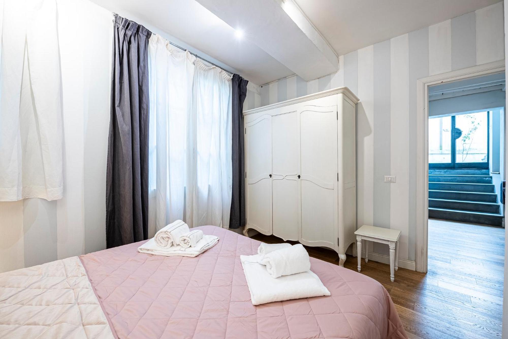 Suite In Pz. Michelangelo: Due Camere Con Due Bagni Firenze Kültér fotó